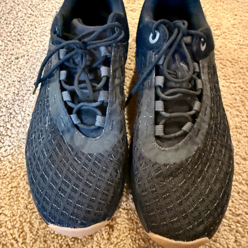 Under Armour WARP Training Black and Tan Athletic Shoes